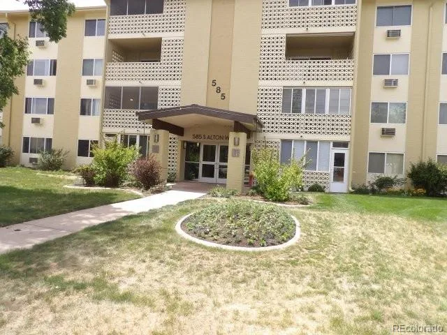 585 S Alton Way #10C Denver CO 80247 MLS #REC6696205 06032026145348 640 1