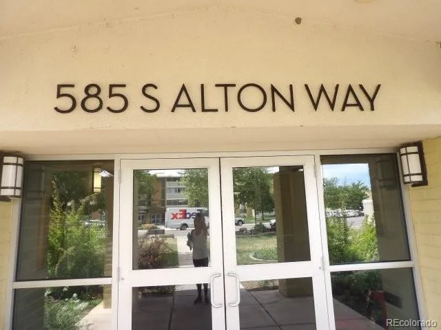 585 S Alton Way #10C Denver CO 80247 MLS #REC6696205 06032026145348 640 3