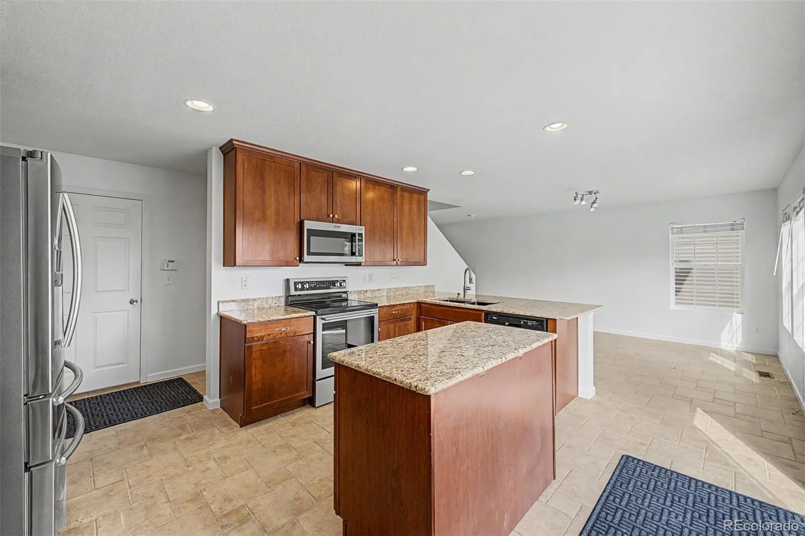 3505 Dinosaur Street Castle Rock CO 80109 | MLS #REC6696819 08292026164749 1600 8