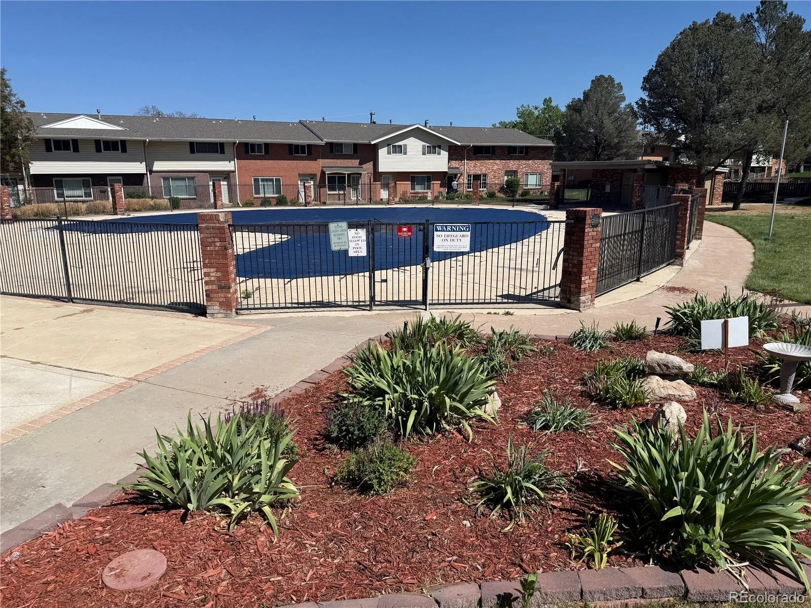 9018 E Mansfield Avenue Denver CO 80237 MLS #REC6697887 05232026095301 1600 24