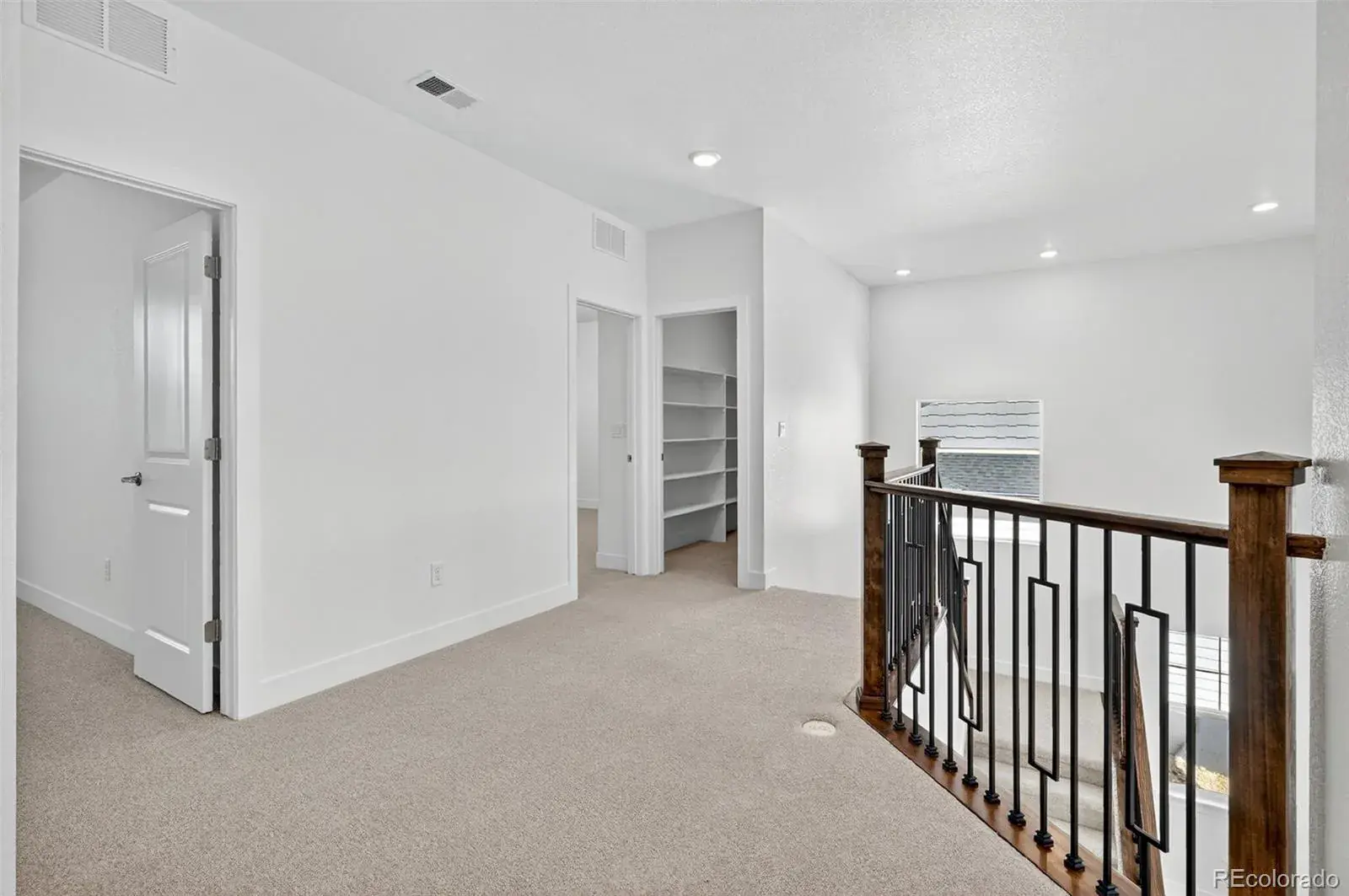 3438 Backdrop Court Castle Rock CO 80108 MLS #REC6699847 01082026162348 1600 18
