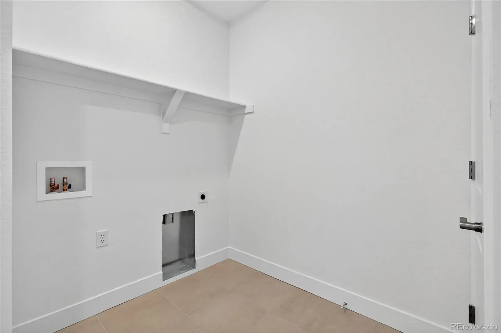 3438 Backdrop Court Castle Rock CO 80108 MLS #REC6699847 01082026162348 1600 30