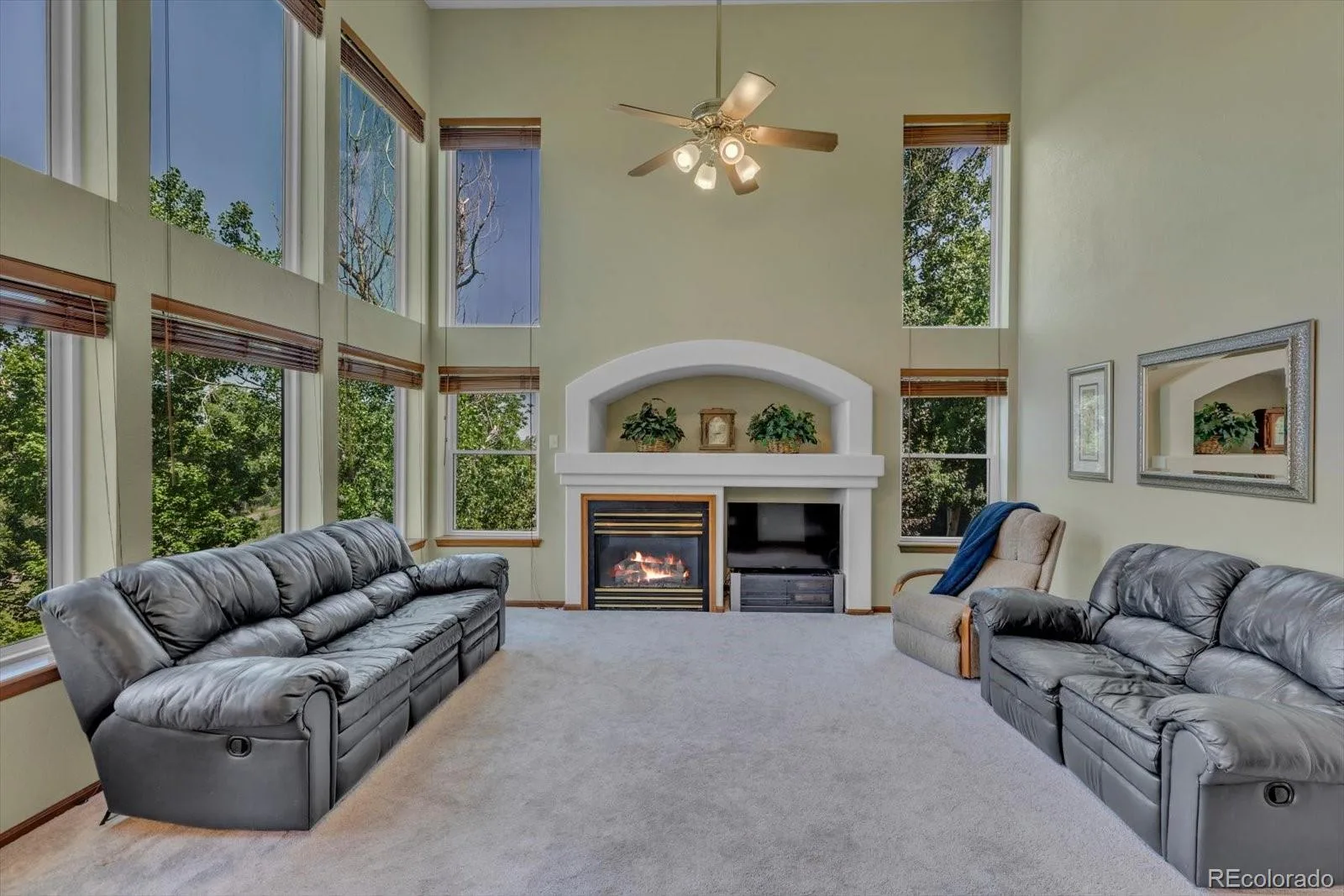 1598 Ridgeview Drive Louisville CO 80027 | MLS #REC6700350 07012026222706 1600 17