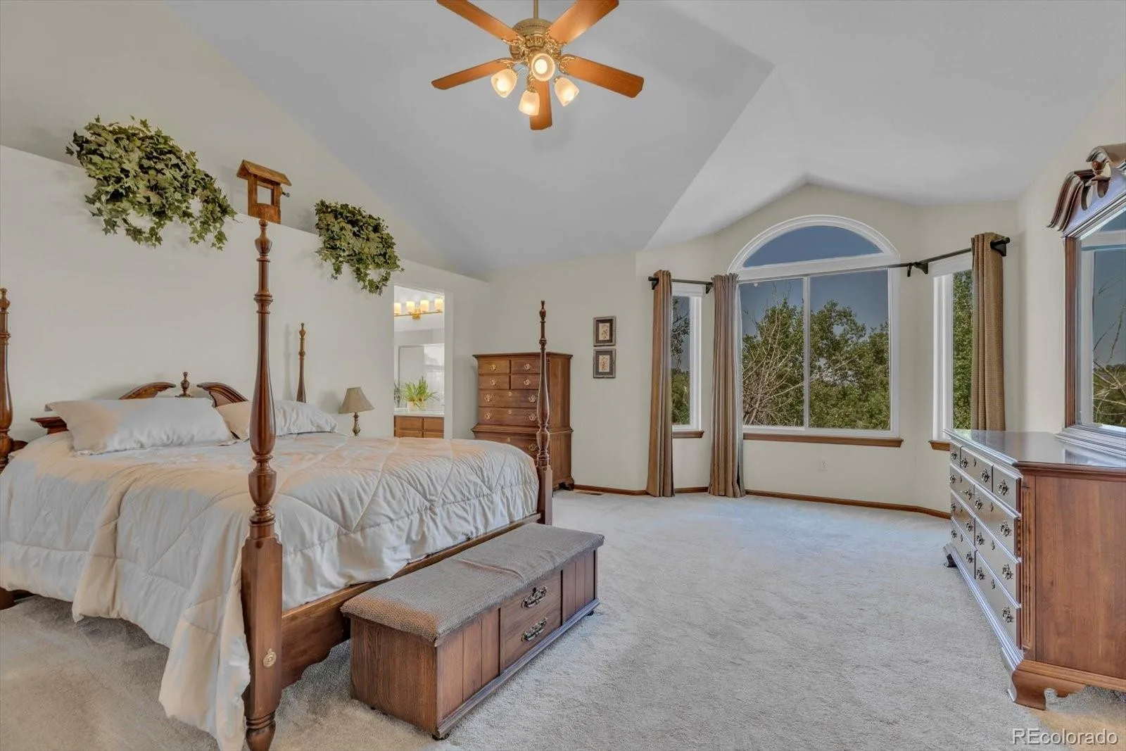 1598 Ridgeview Drive Louisville CO 80027 | MLS #REC6700350 07012026222706 1600 22