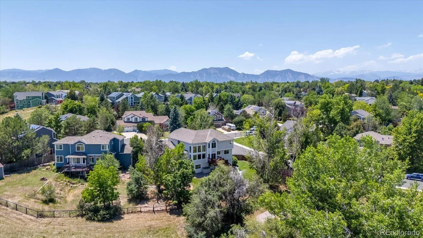 1598 Ridgeview Drive Louisville CO 80027 | MLS #REC6700350 07012026222706 1600 44