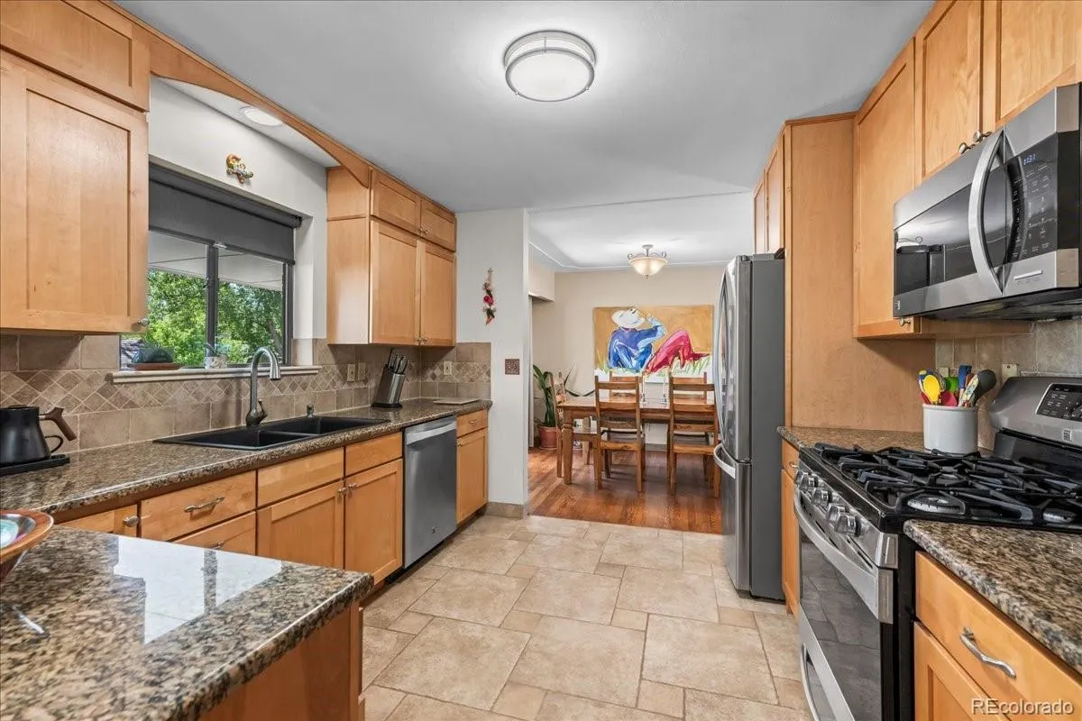 40 Skyline Drive Wheat Ridge CO 80215 MLS #REC6701807 05132026011141 1200 14