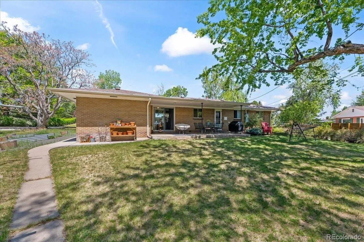 40 Skyline Drive Wheat Ridge CO 80215 MLS #REC6701807 05132026011141 1200 29