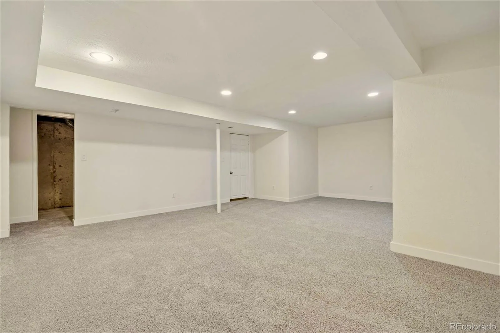 2906 S Parker Court Aurora CO 80014 MLS #REC6701870 07142026010619 1600 25