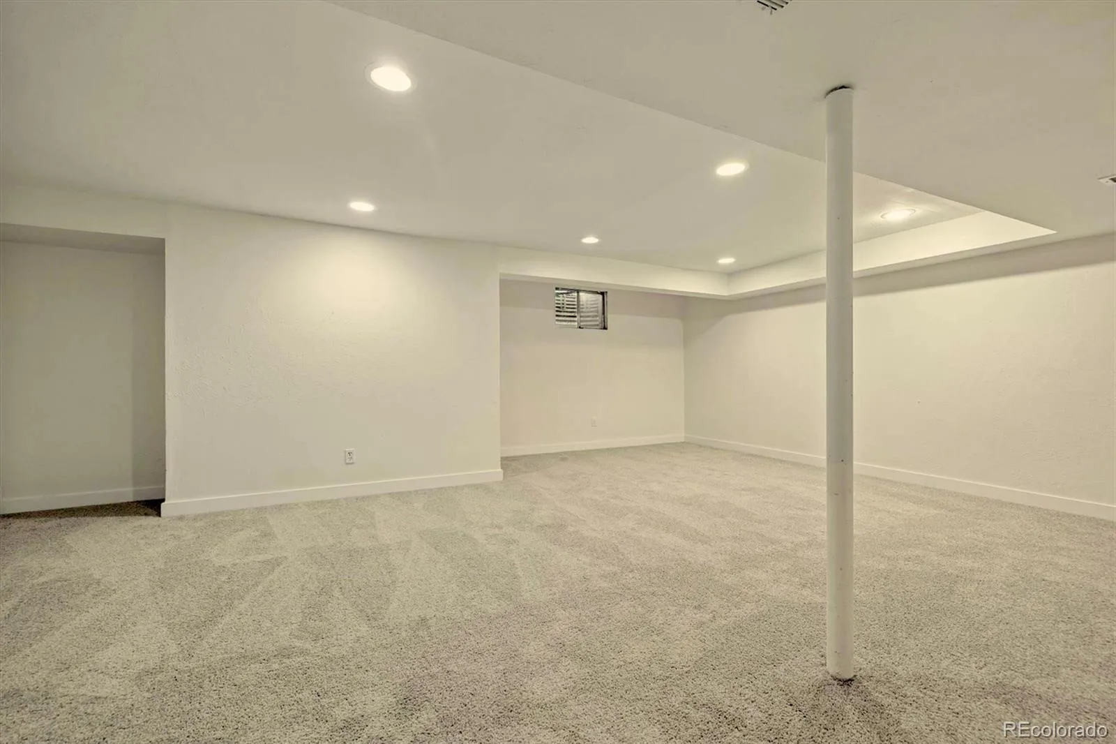 2906 S Parker Court Aurora CO 80014 MLS #REC6701870 07142026010619 1600 27
