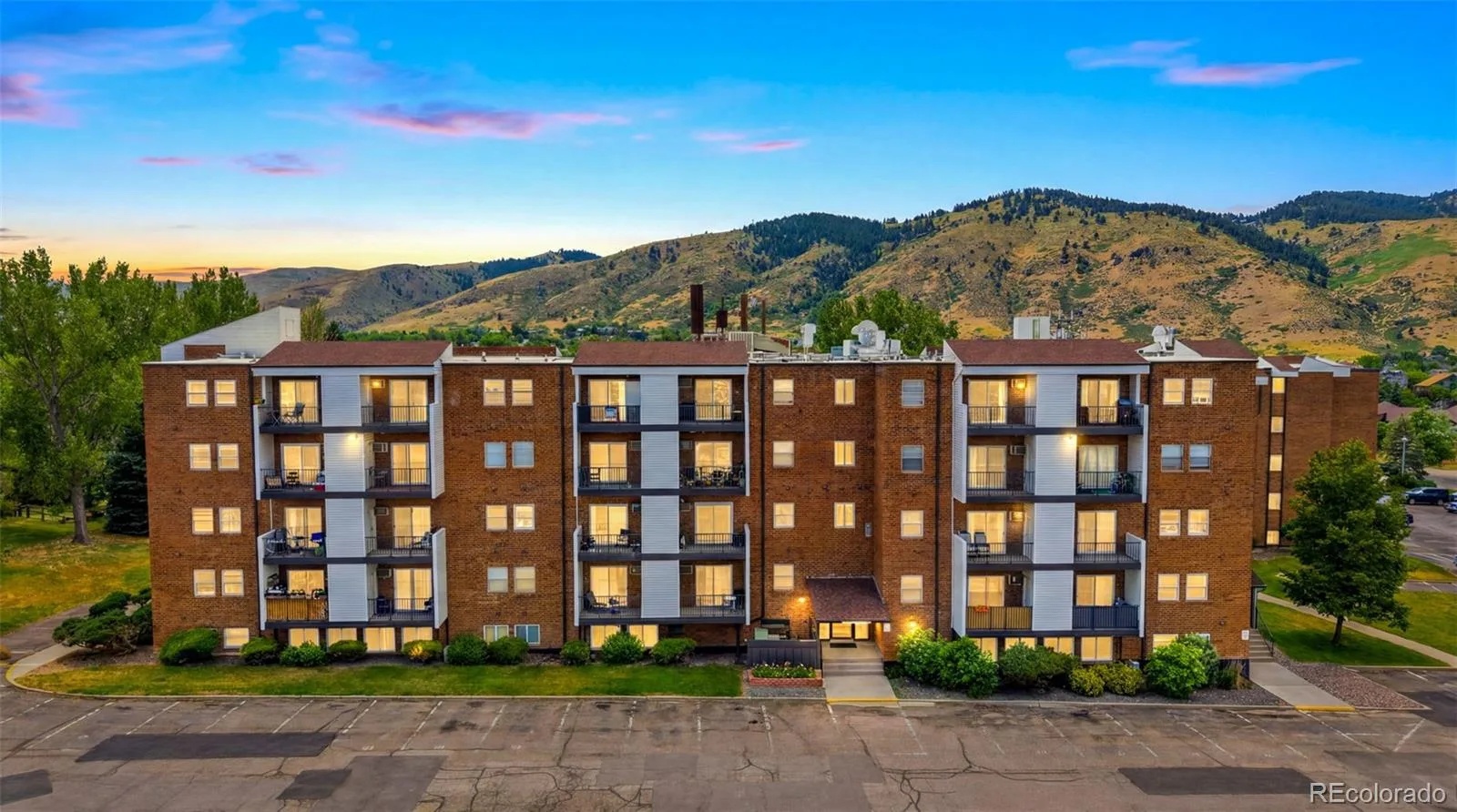 1150 Golden Circle #305 Golden CO 80401 | MLS #REC6702545 07232026103321 1600 27
