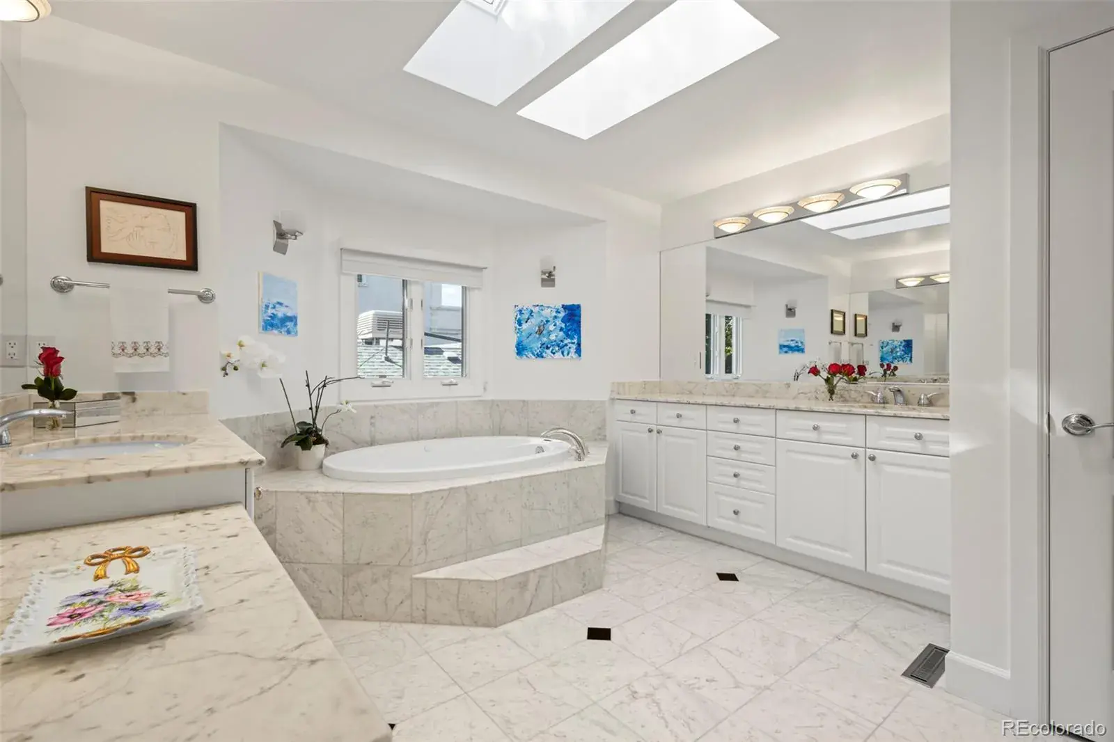 09042025233159 1600 18