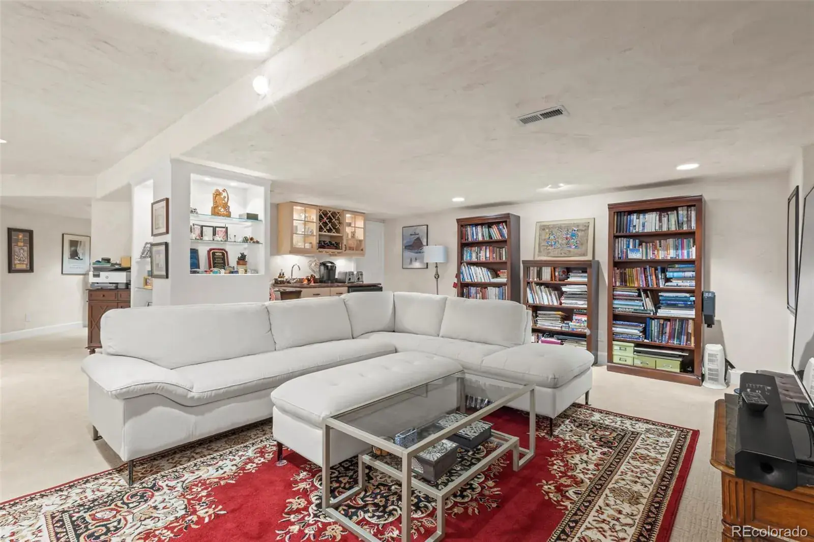 09042025233159 1600 24