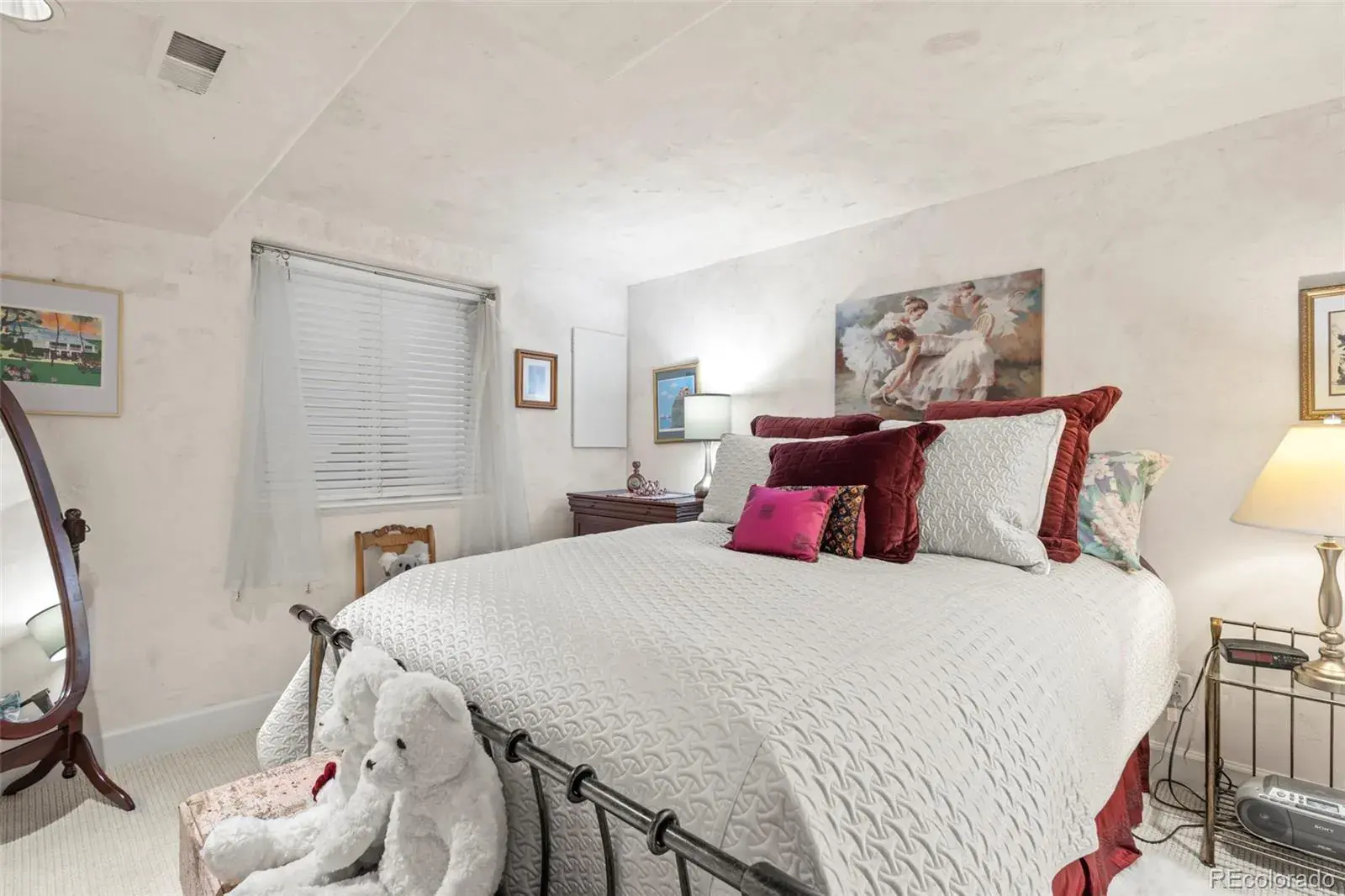 09042025233159 1600 25