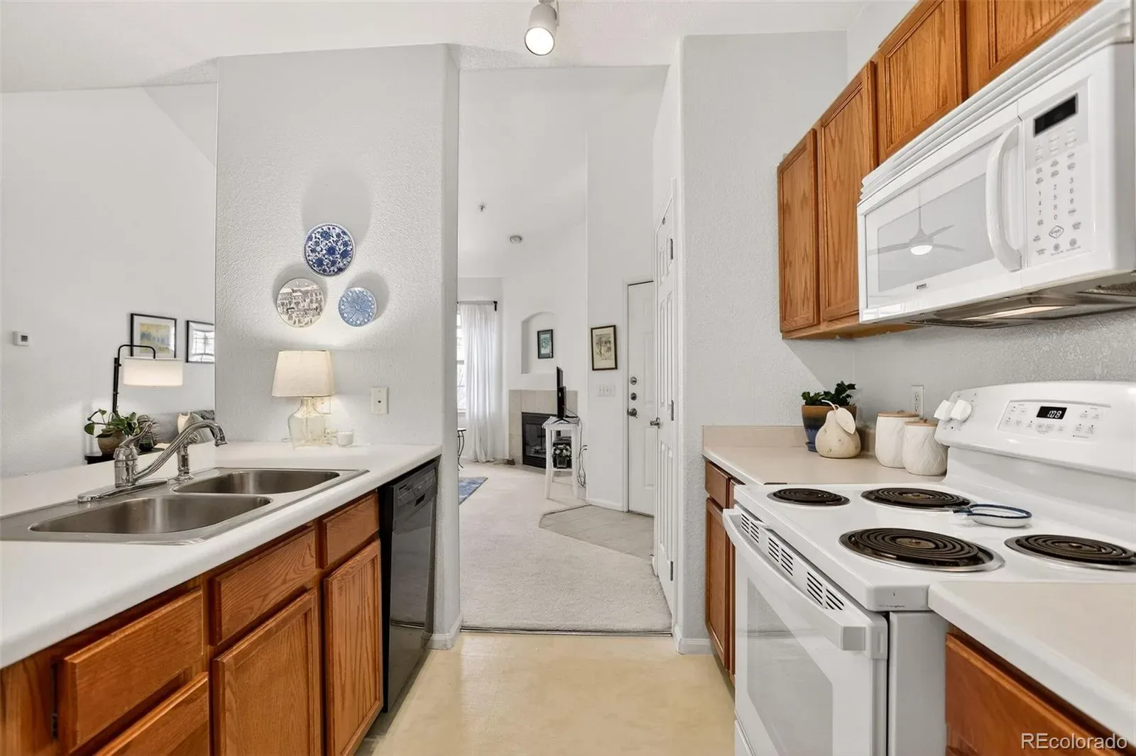 10715 Twenty Mile Road #202 Parker CO 80134 MLS #REC6705063 03202026054926 1600 12