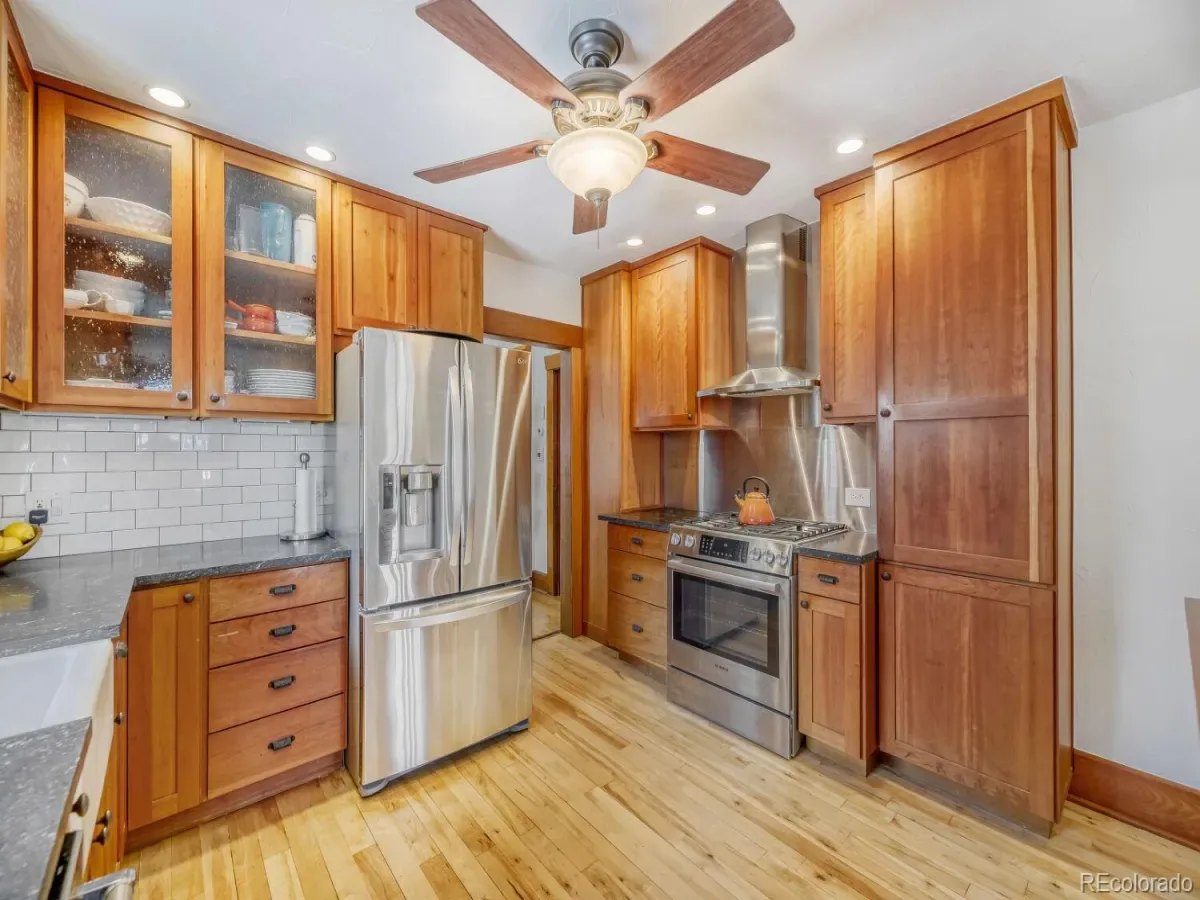 03262026012133 1200 10