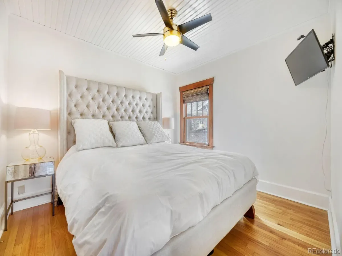 03262026012133 1200 16