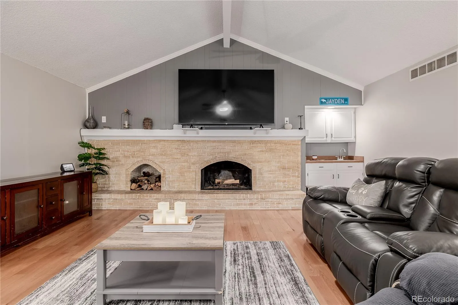 7831 Sangre De Cristo Littleton CO 80127 | MLS #REC6706407 08102026185634 1600 2