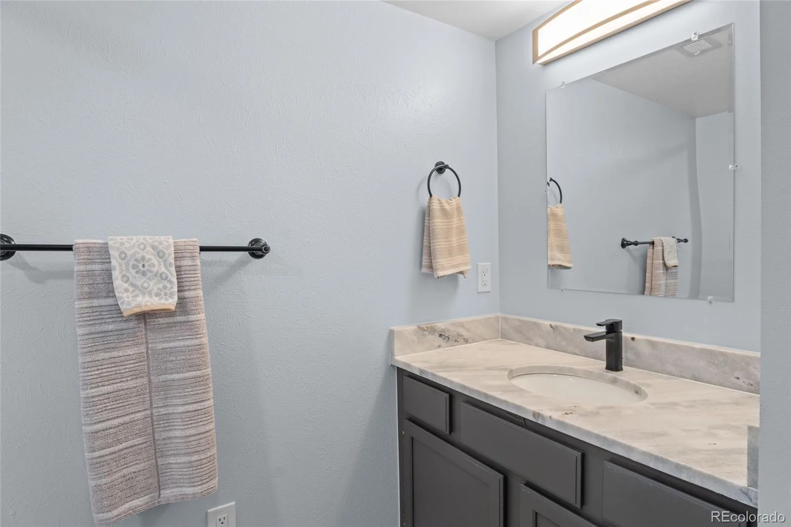 1721 E Phillips Avenue Centennial CO 80122 MLS #REC6707672 06092026155849 1600 33