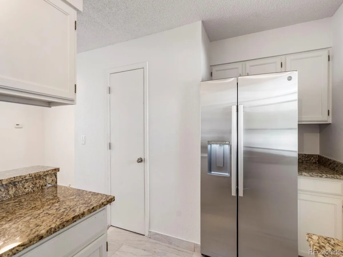 12063 E Hoye Drive Aurora CO 80012 | MLS #REC6709985 10022026165347 1200 10