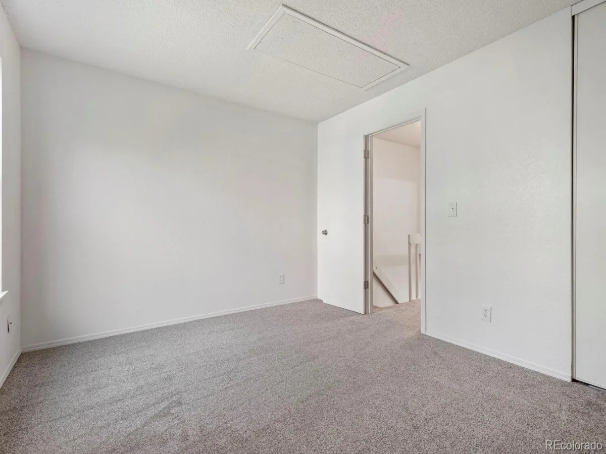 12063 E Hoye Drive Aurora CO 80012 | MLS #REC6709985 10022026165347 1200 21