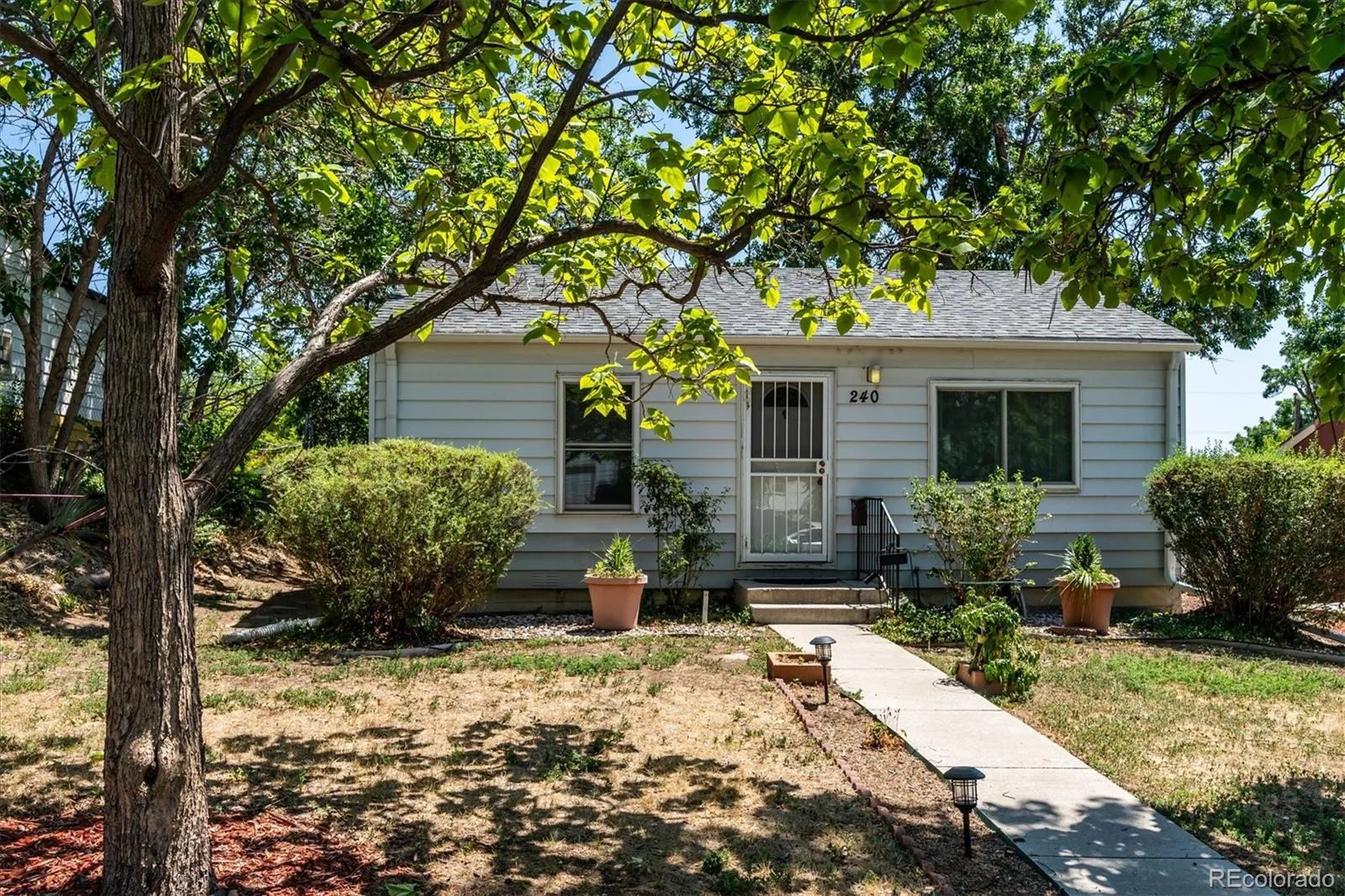240 Stuart Street Denver CO 80219 | MLS #REC6710308 07272026010448 1600 1