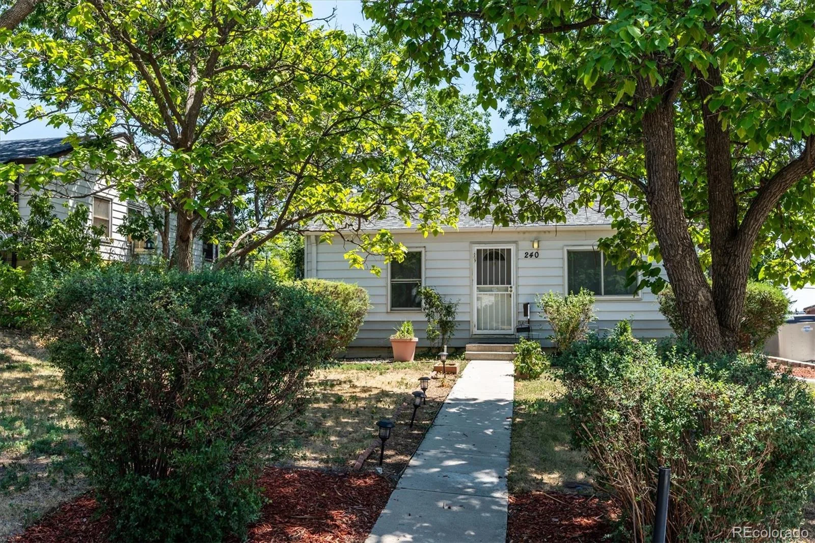 240 Stuart Street Denver CO 80219 | MLS #REC6710308 07272026010448 1600 2