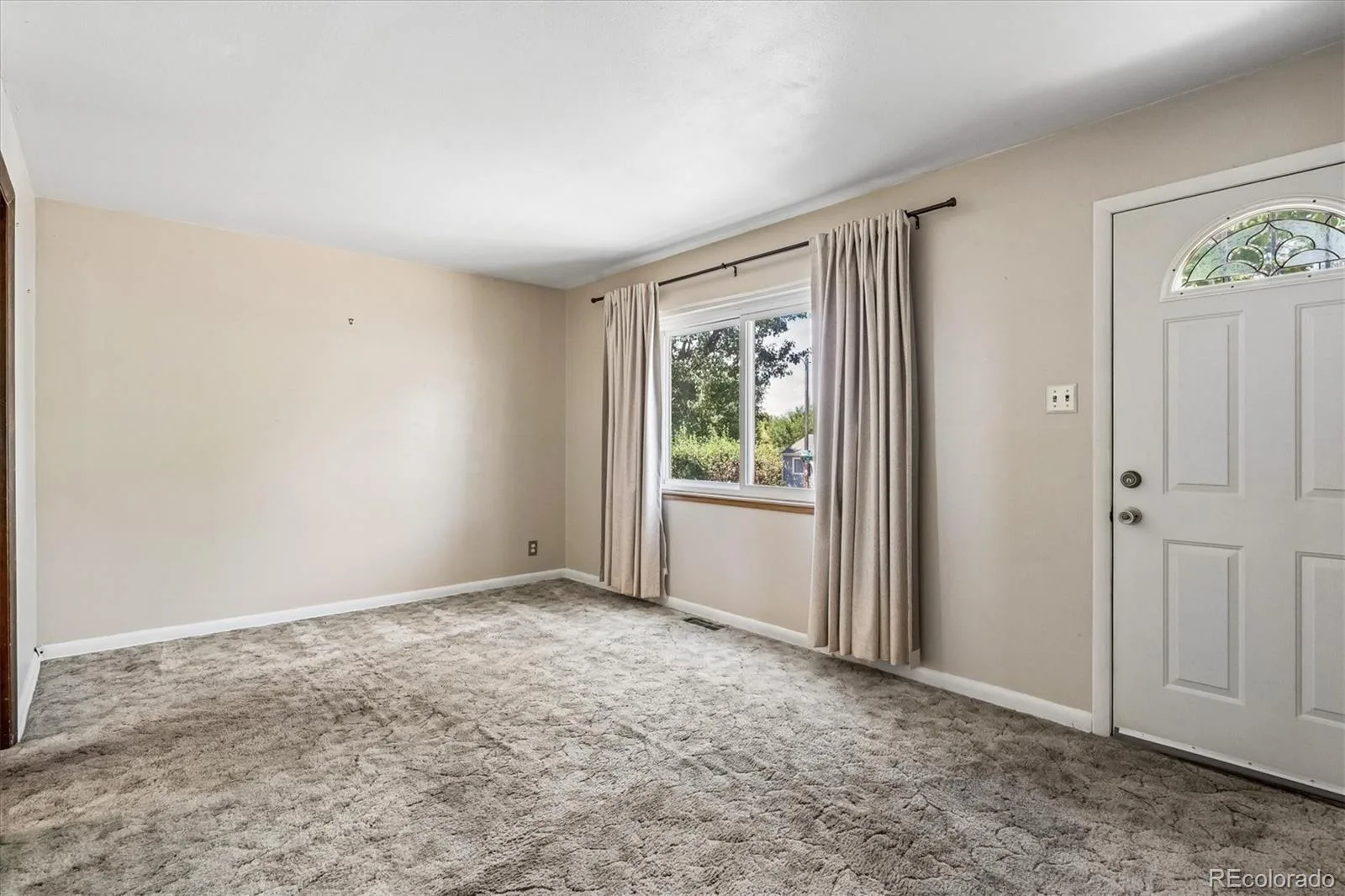 240 Stuart Street Denver CO 80219 | MLS #REC6710308 07272026010448 1600 6