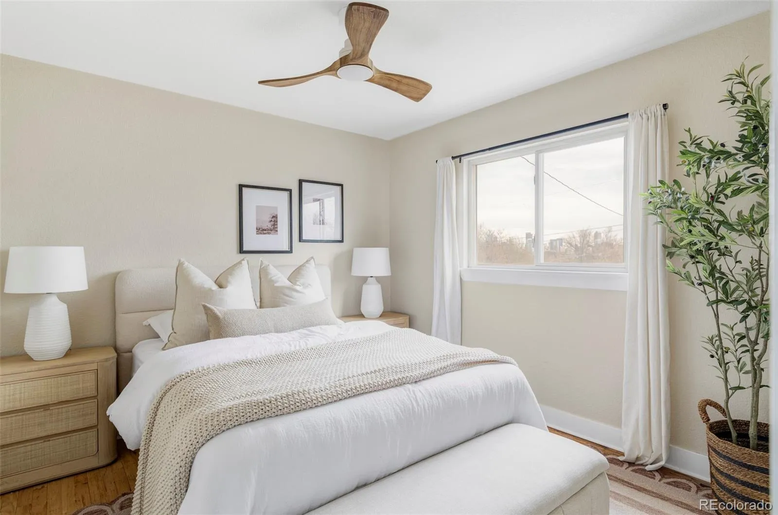 04112026202427 1600 11