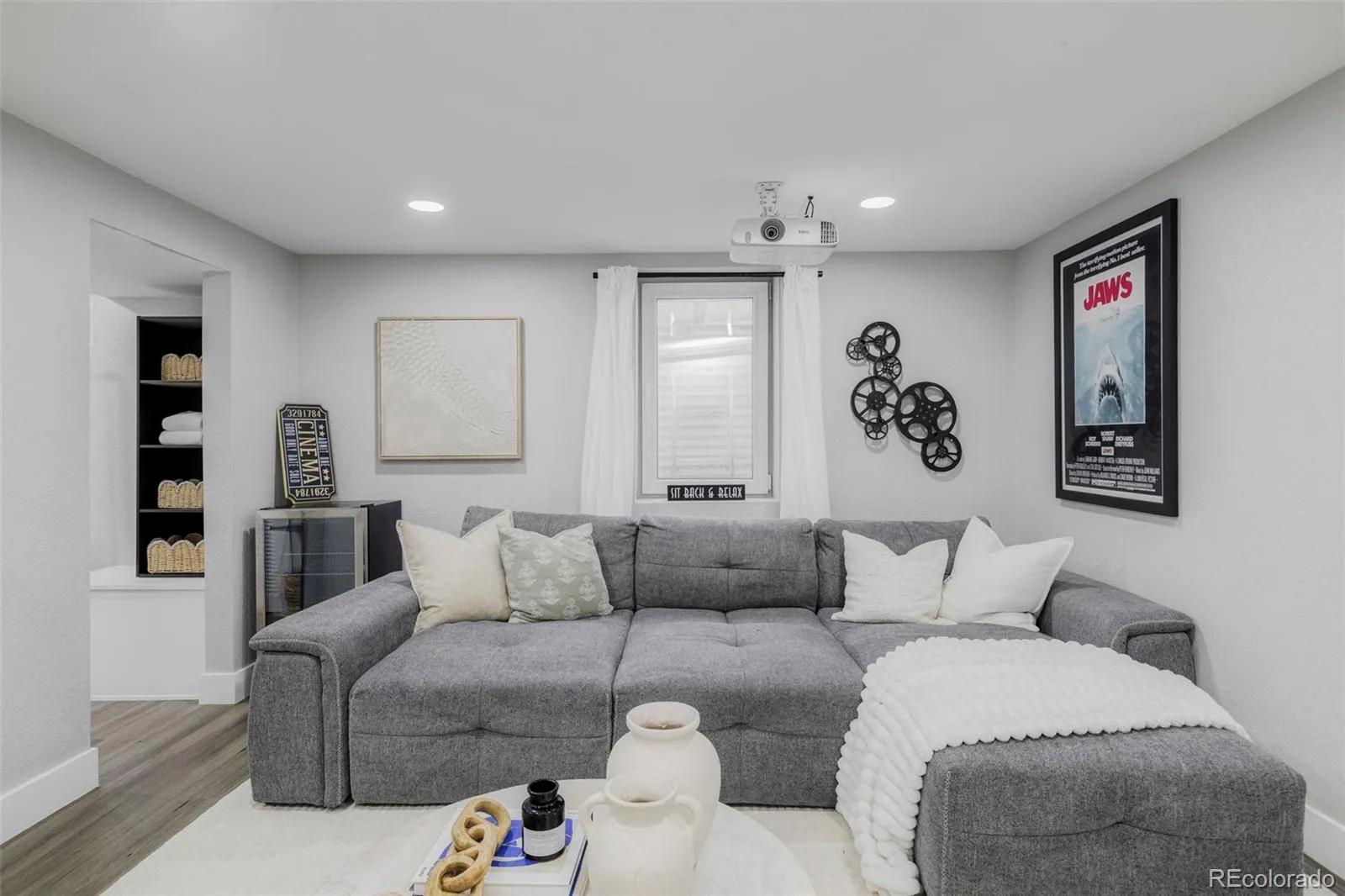 04112026202427 1600 18