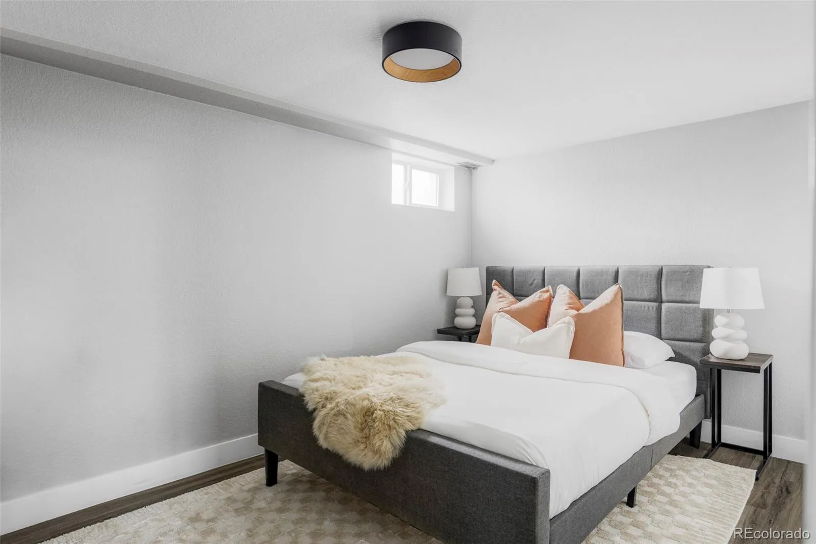 04112026202427 1600 23