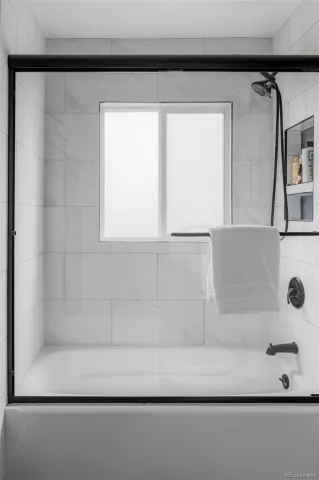 04112026202427 640 15