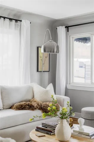 04112026202427 640 4