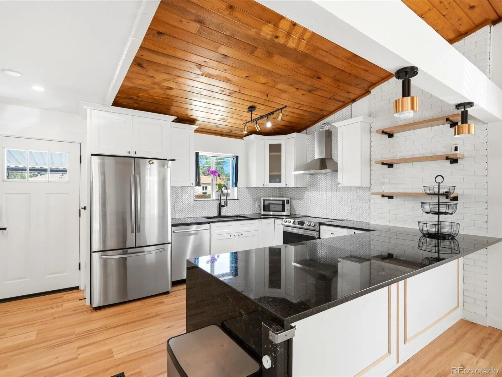 1270 S Hudson Street Denver CO 80246 | MLS #REC6711371 08272026163957 1600 11