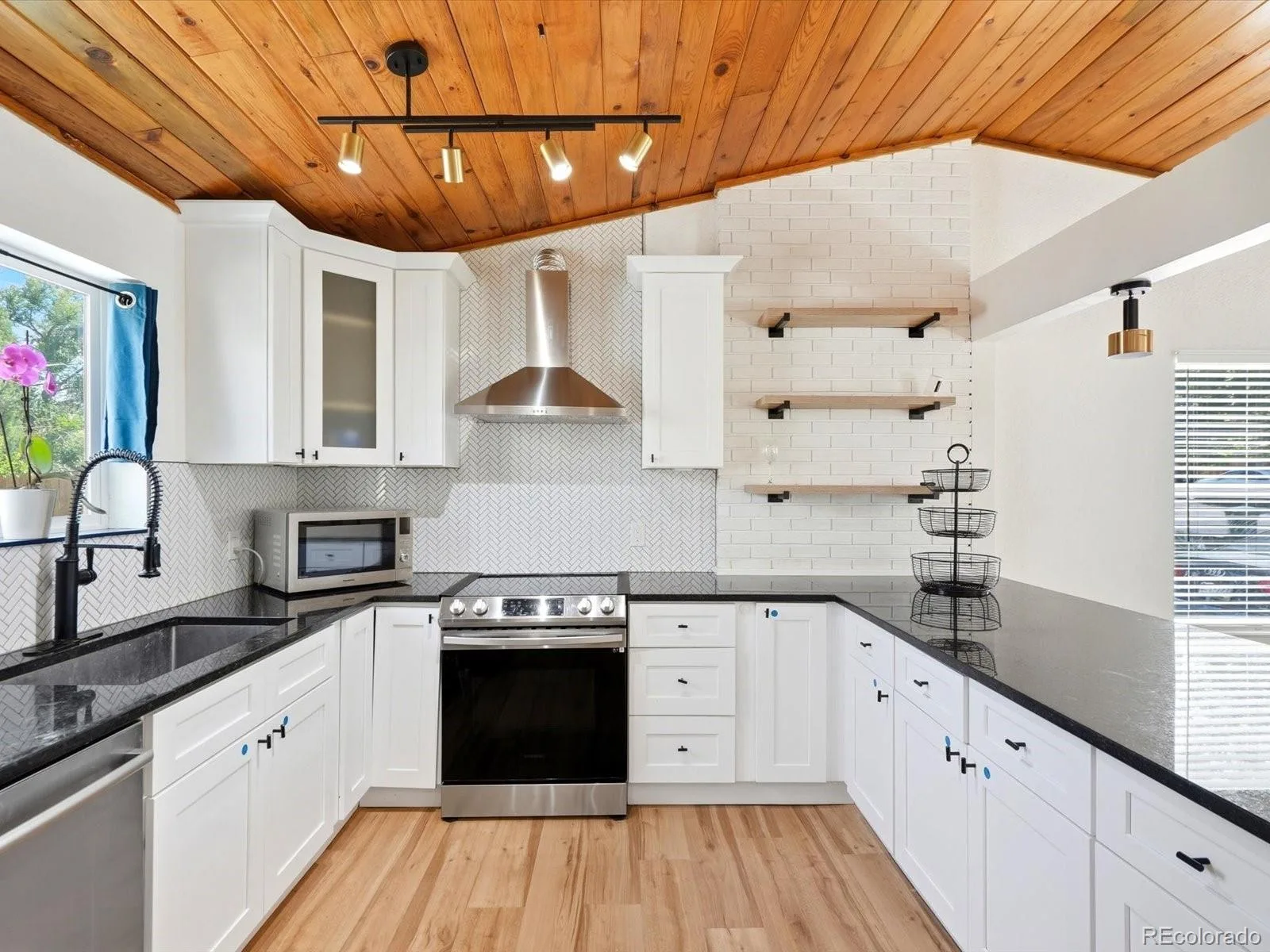 1270 S Hudson Street Denver CO 80246 | MLS #REC6711371 08272026163957 1600 15