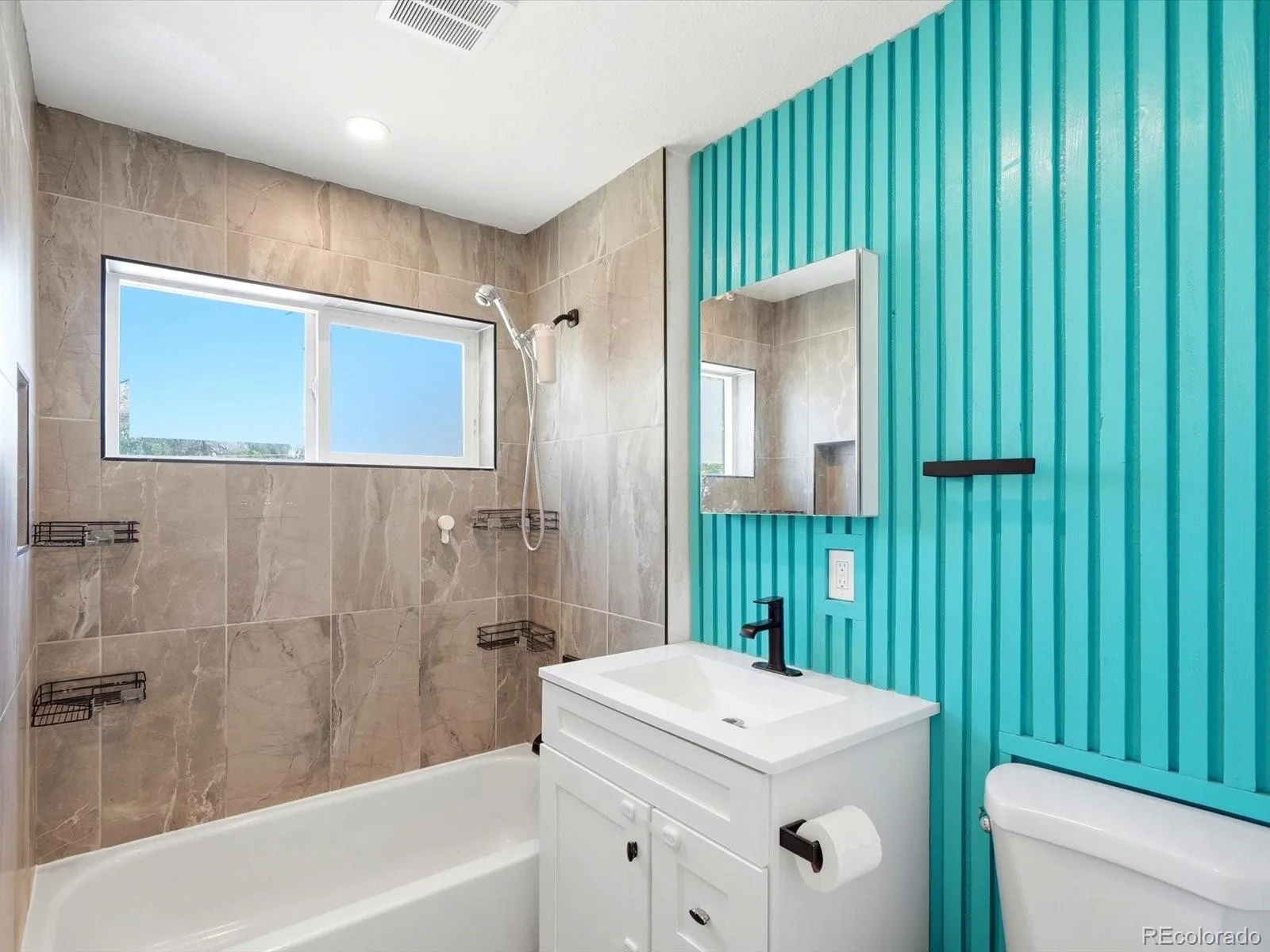 1270 S Hudson Street Denver CO 80246 | MLS #REC6711371 08272026163957 1600 20