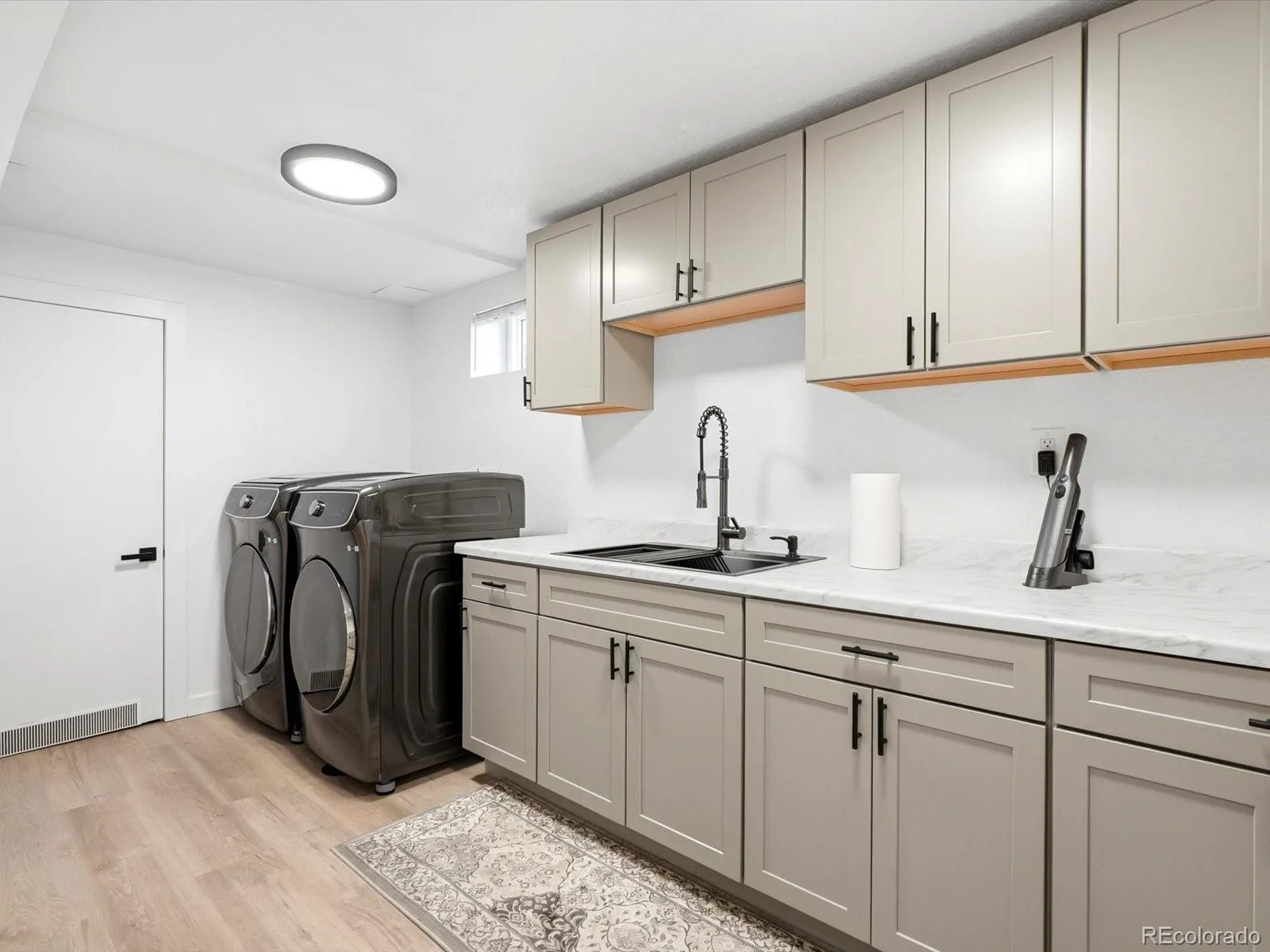 1270 S Hudson Street Denver CO 80246 | MLS #REC6711371 08272026163957 1600 28