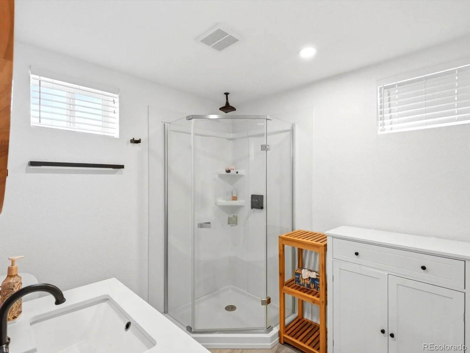 1270 S Hudson Street Denver CO 80246 | MLS #REC6711371 08272026163957 1600 33