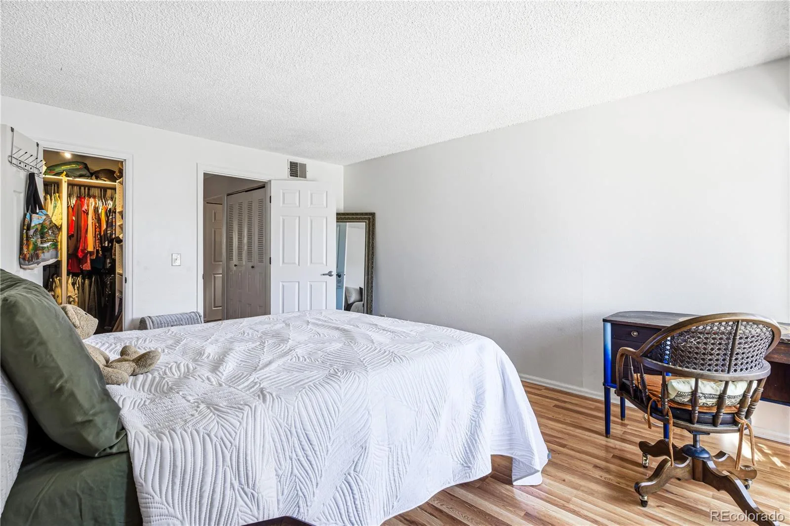 318 Wright Street #302 Lakewood CO 80228 MLS #REC6713309 06102026203653 1600 18