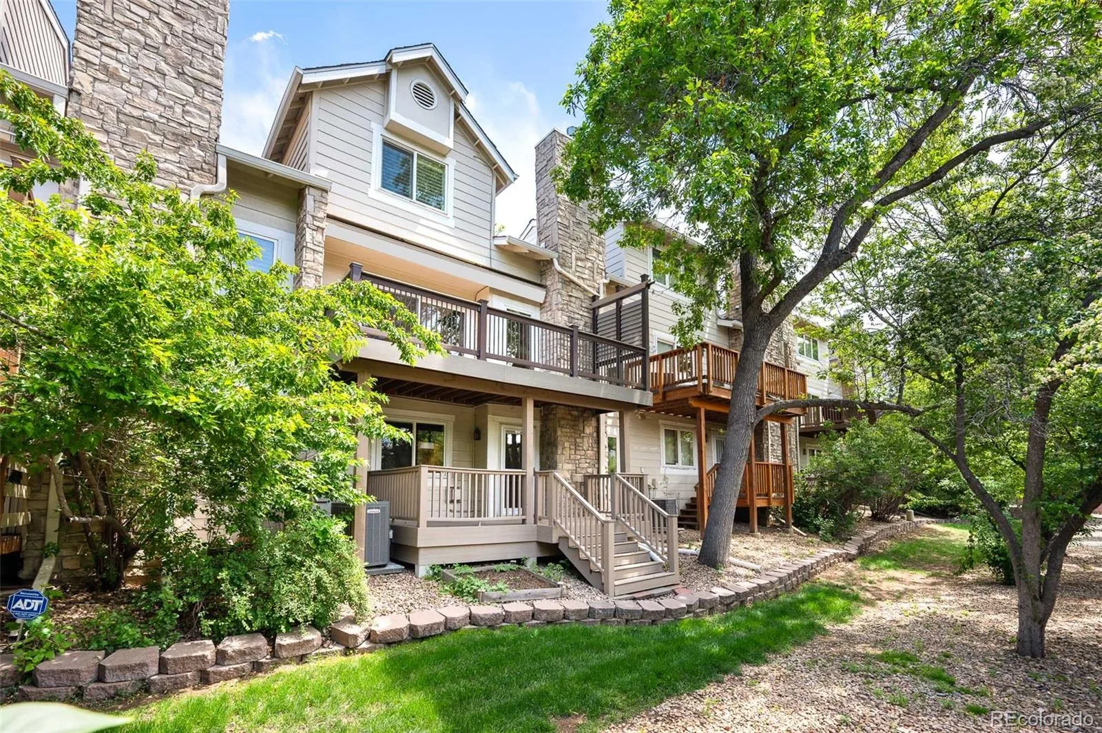 4605 S Yosemite Street #20 Denver CO 80237 | MLS #REC6716524 06032026185255 1600 23