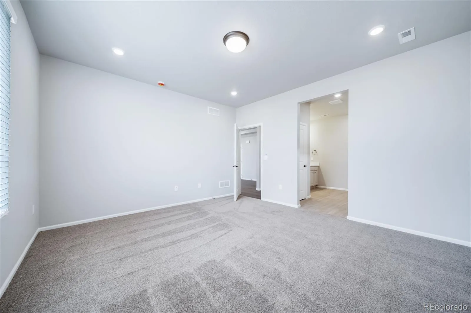 5174 N Quatar Street Aurora CO 80019 | MLS #REC6718047 08192026174252 1600 19