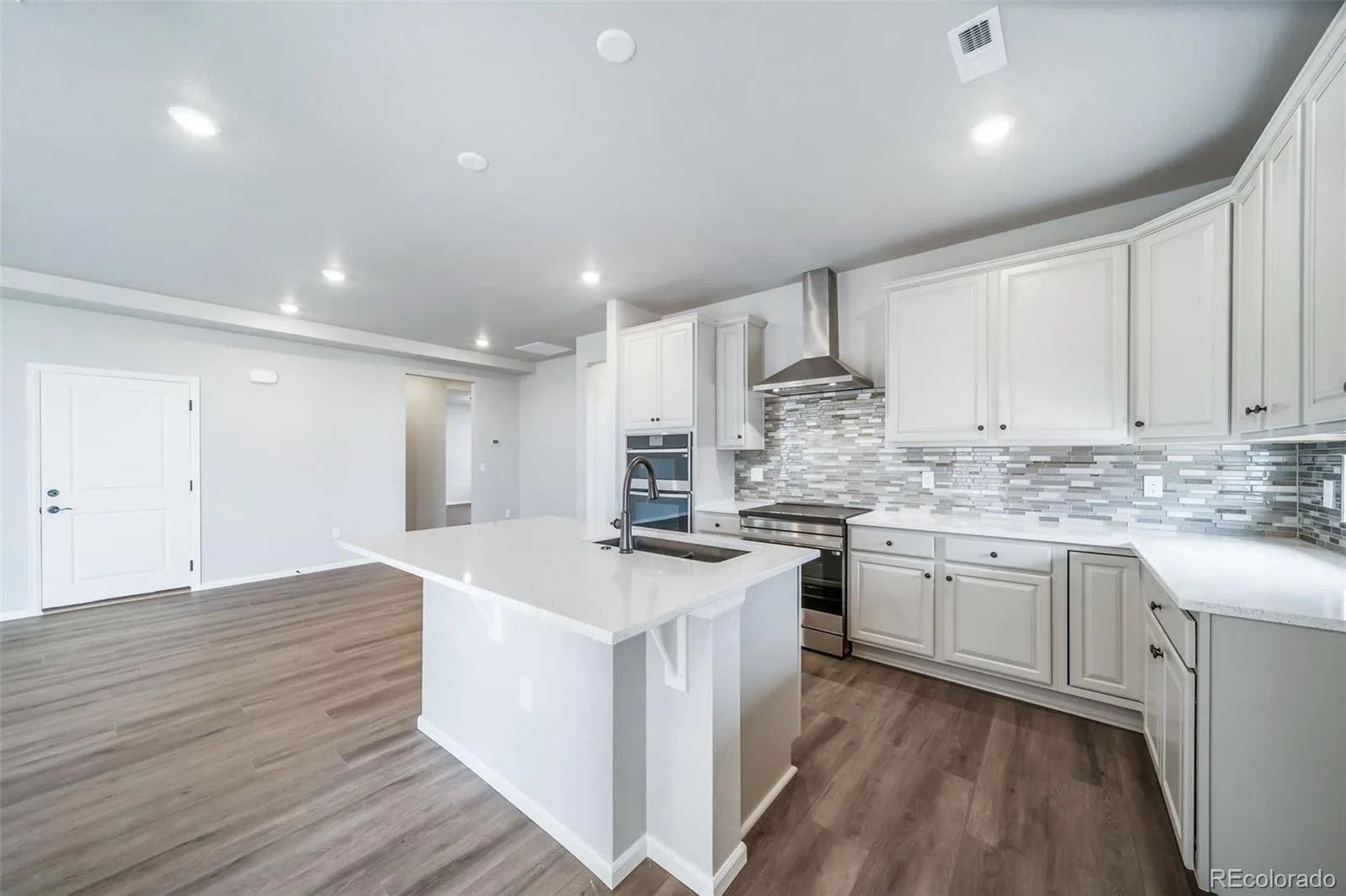 5174 N Quatar Street Aurora CO 80019 | MLS #REC6718047 08192026174252 1600 4