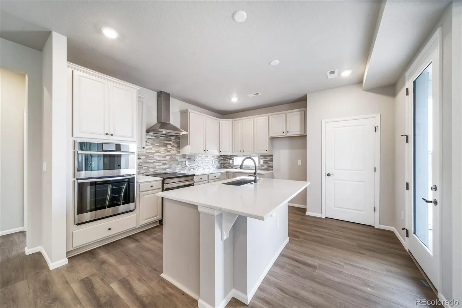 5174 N Quatar Street Aurora CO 80019 | MLS #REC6718047 08192026174252 1600 5