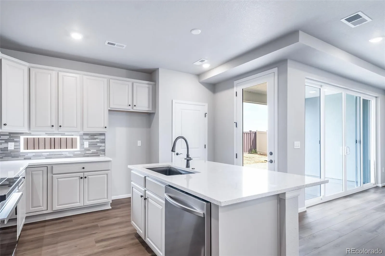 5174 N Quatar Street Aurora CO 80019 | MLS #REC6718047 08192026174252 1600 7