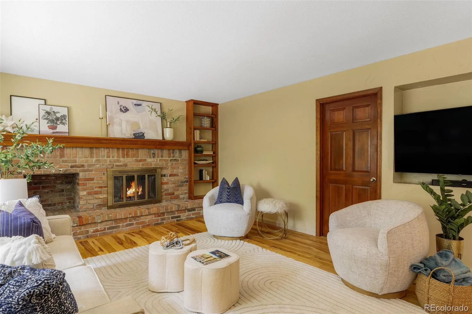 4812 S Carson Street Aurora CO 80015 MLS #REC6718049 06092026050359 1600 13
