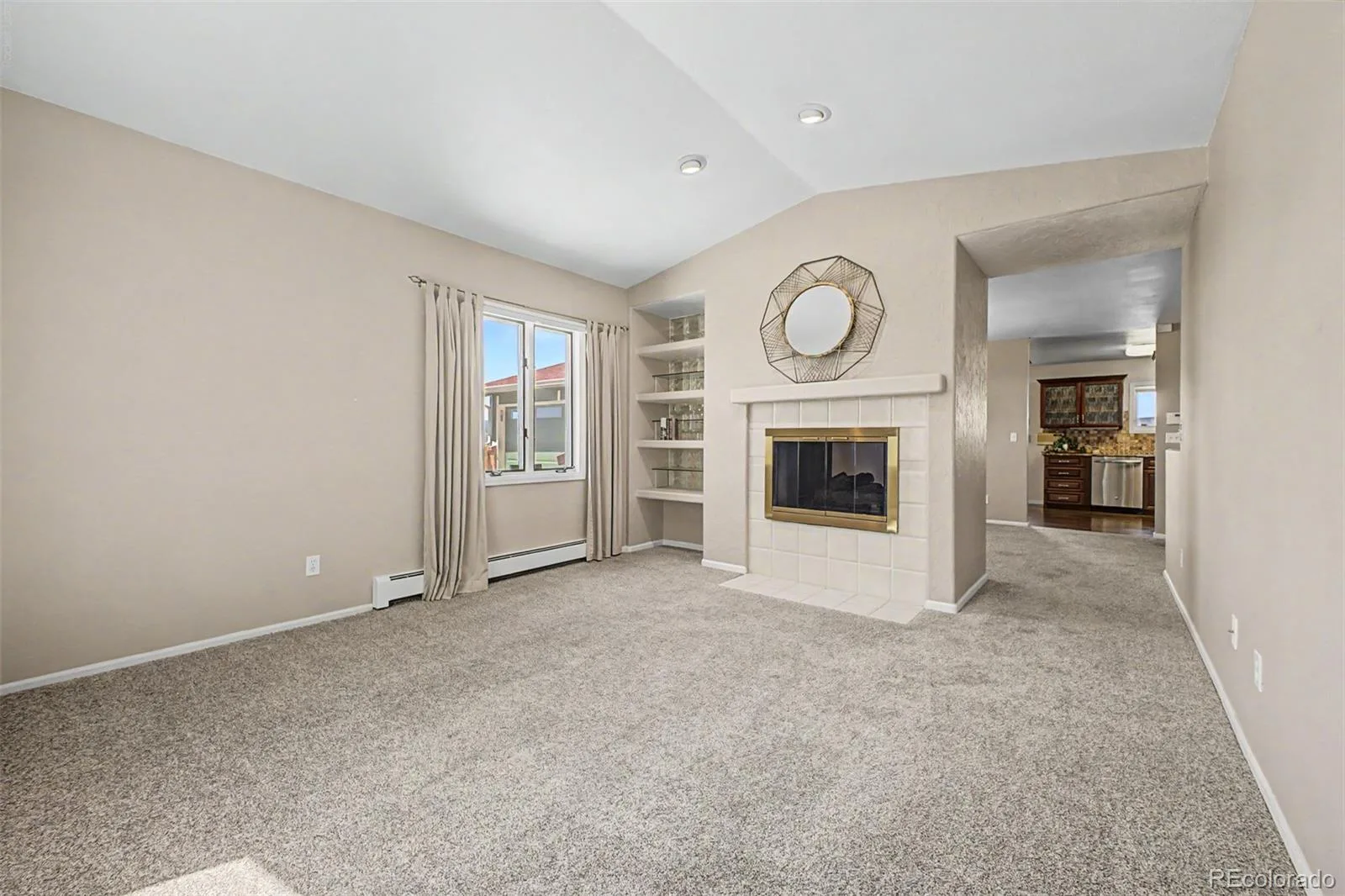 6894 W Chatfield Lane Littleton CO 80125 | MLS #REC6719567 08212026214528 1600 10