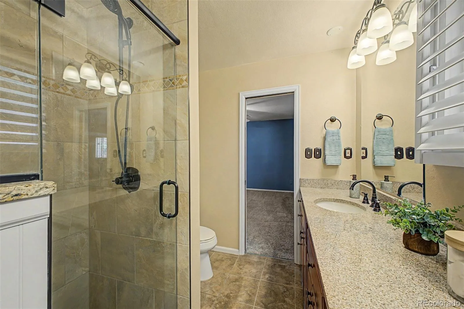 6894 W Chatfield Lane Littleton CO 80125 | MLS #REC6719567 08212026214528 1600 15