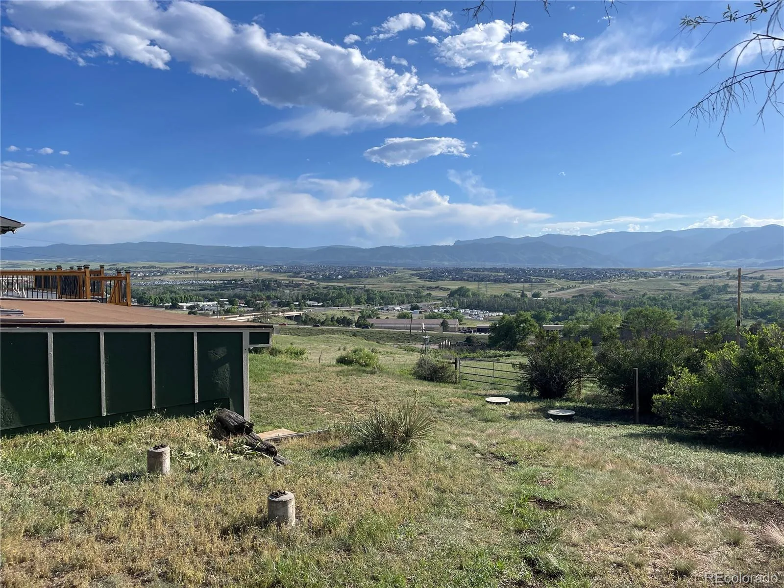 6894 W Chatfield Lane Littleton CO 80125 | MLS #REC6719567 08212026214528 1600 2