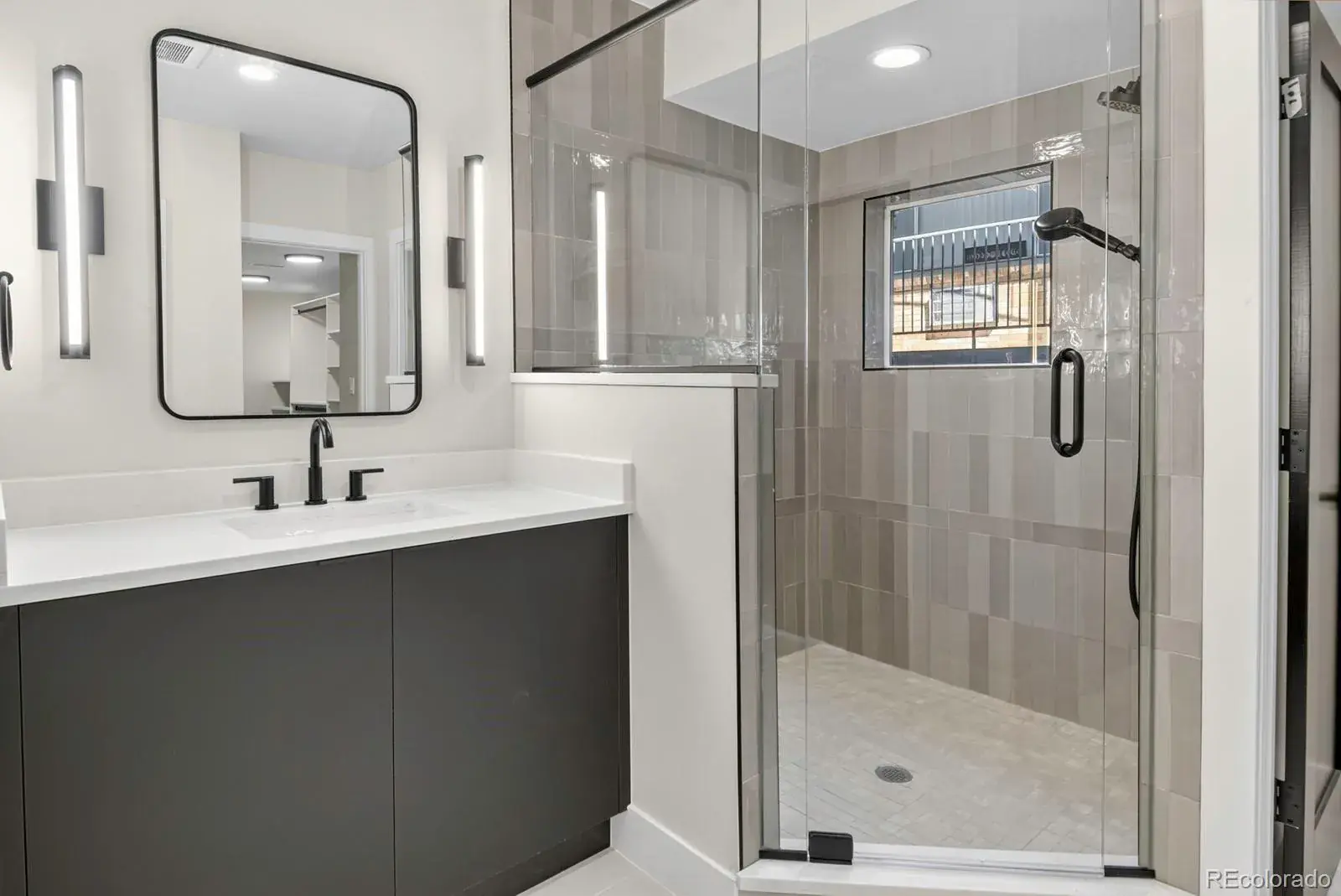 10012025162312 1600 13