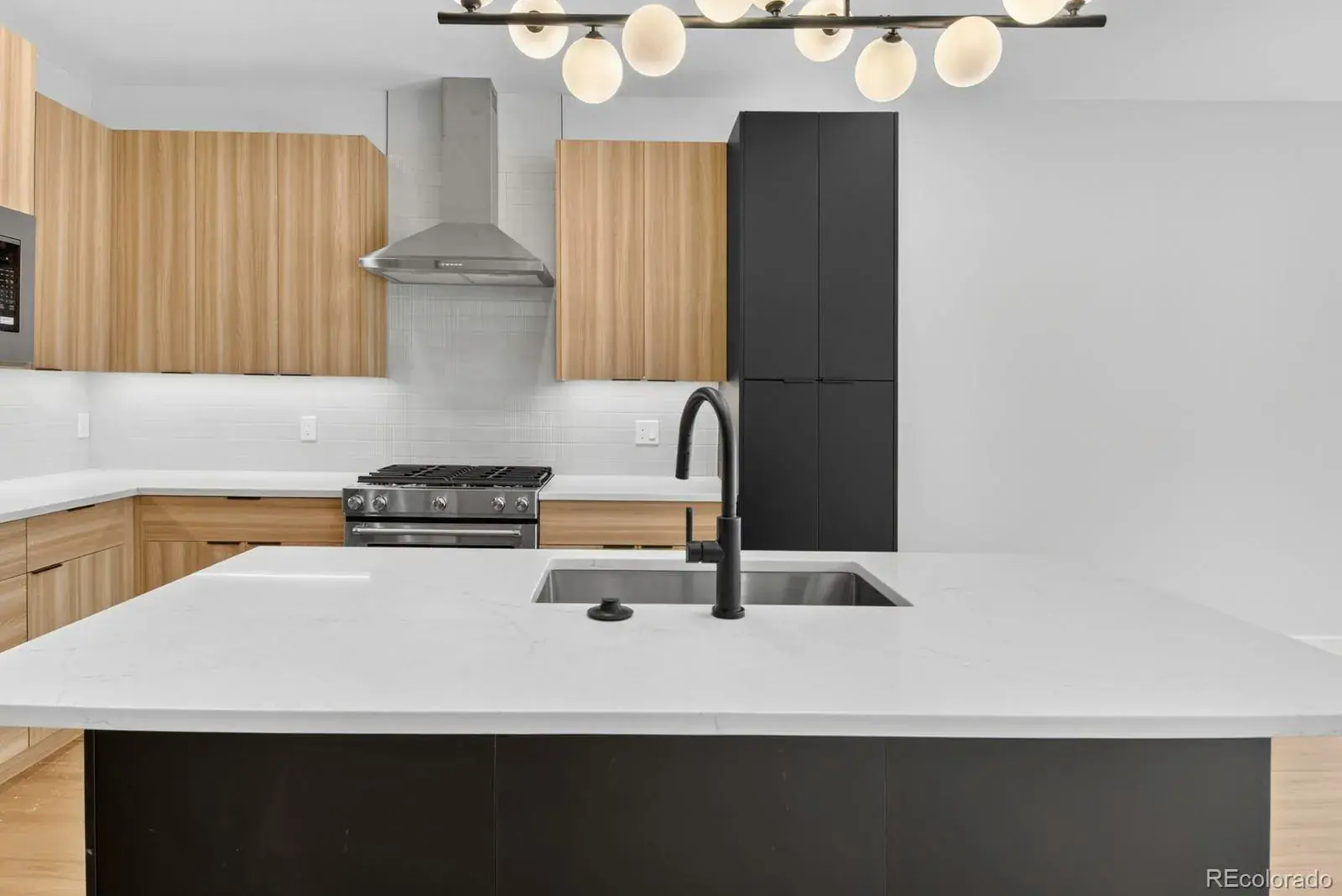 10012025162312 1600 6