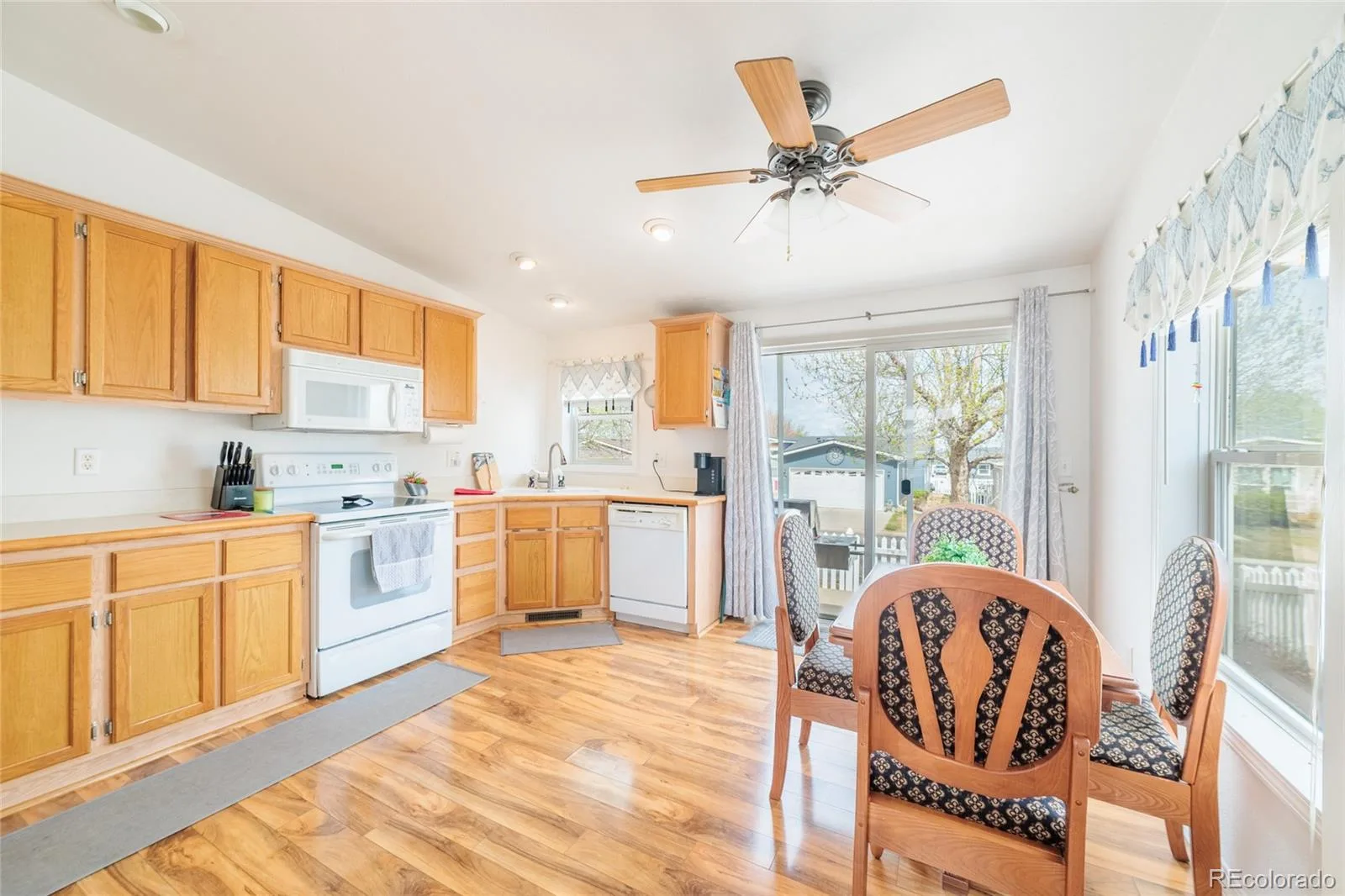 7805 Sunflower Green #140 Frederick CO 80530 | MLS #REC6721809 07022026212852 1600 13